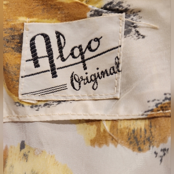 Vintage Floral Dress - Picture 10 of 10